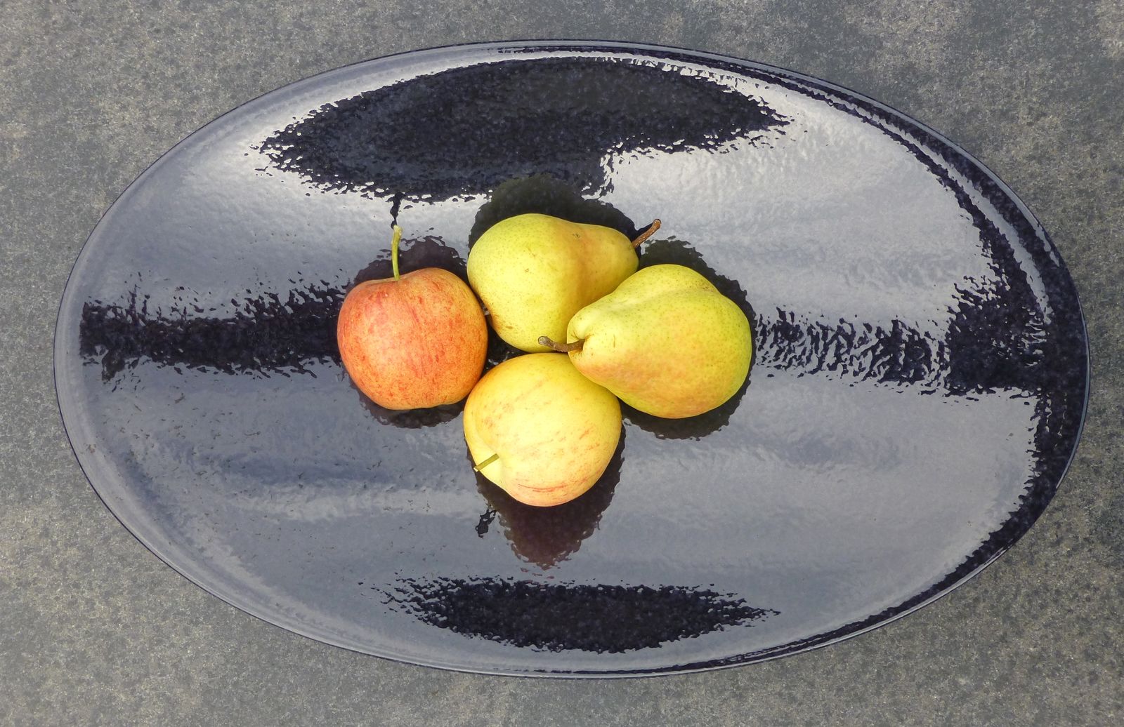 Ovale Keramikschale (Glasiert)