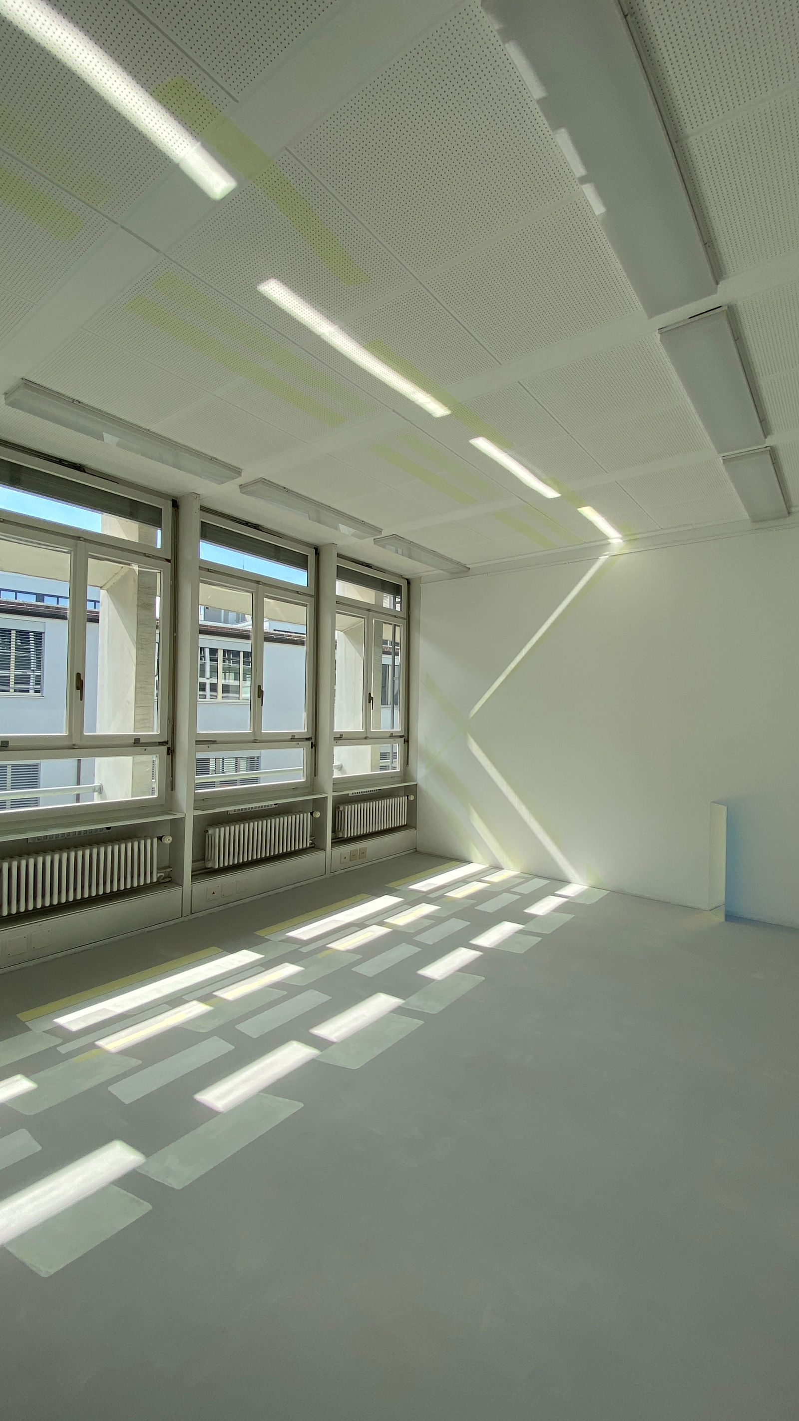 Sonnenlichteinfälle in Arbon, Raum 24, 47°31’01" N, 9°26’13" E, 19.05–25.07.2020, Ausstellungsansicht 25.7.2020, 10:42
